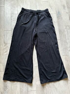 Lululemon Athletica Black‎ Cropped Wide-Leg Pants Size 9